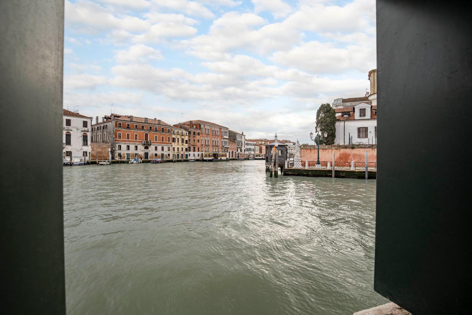 Rubino Flat Canal View Venise